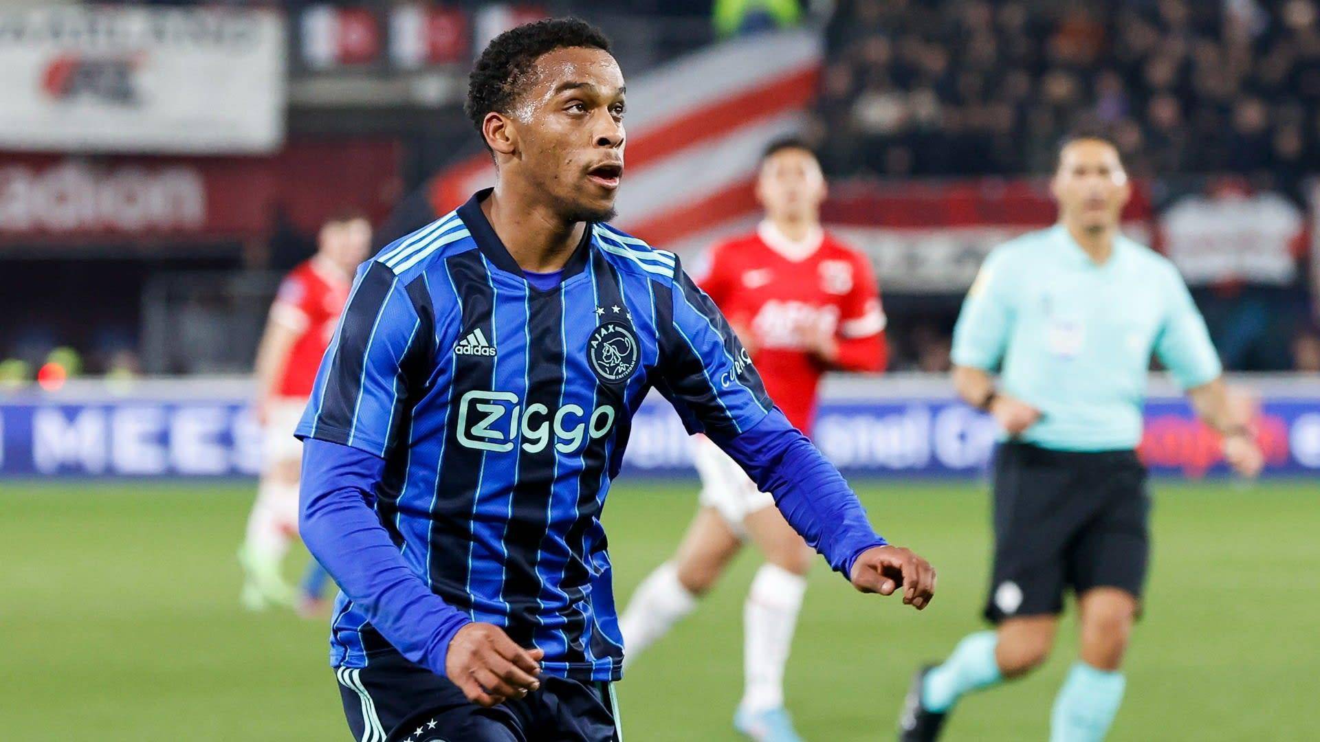 风云突变！曼联国际比赛日更衣室发声，荷甲版图或变，管理层满意，团队化学反应显著(曼联43狼队回看)