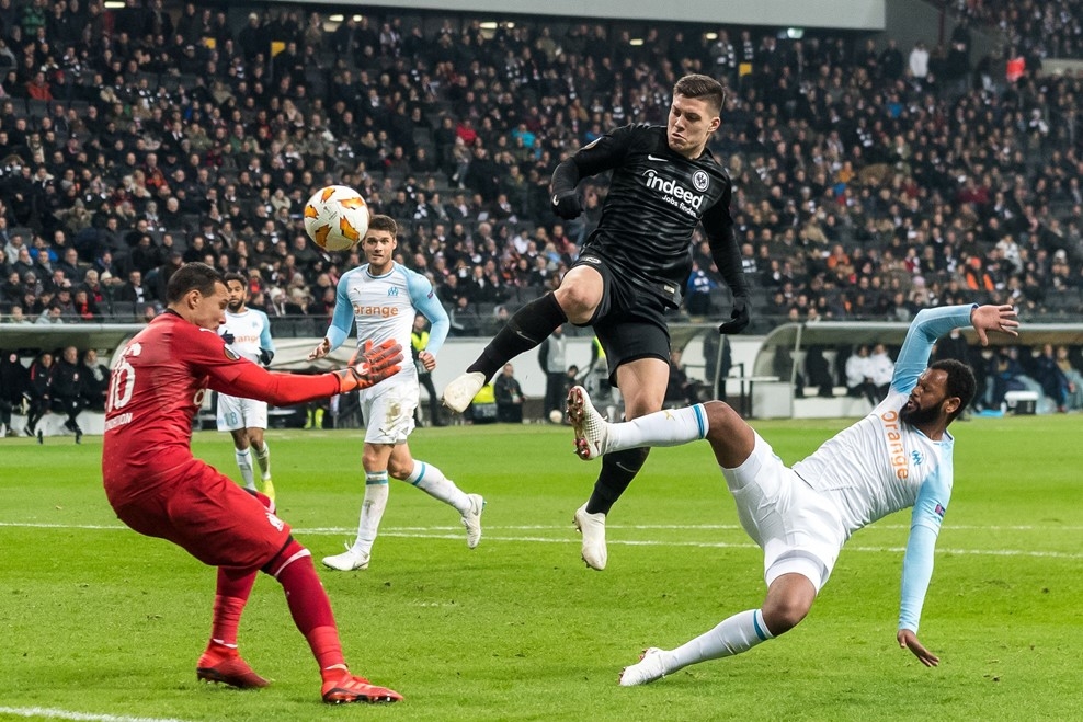 拉齐奥训练开放日，加时末段完成体检引欢呼，欧联在即，更衣室氛围转暖(拉齐奥新球场)